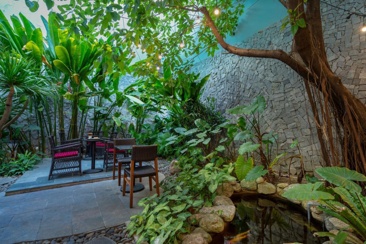 Dana Pearl 2 Hotel ダナン市 エクステリア 写真
