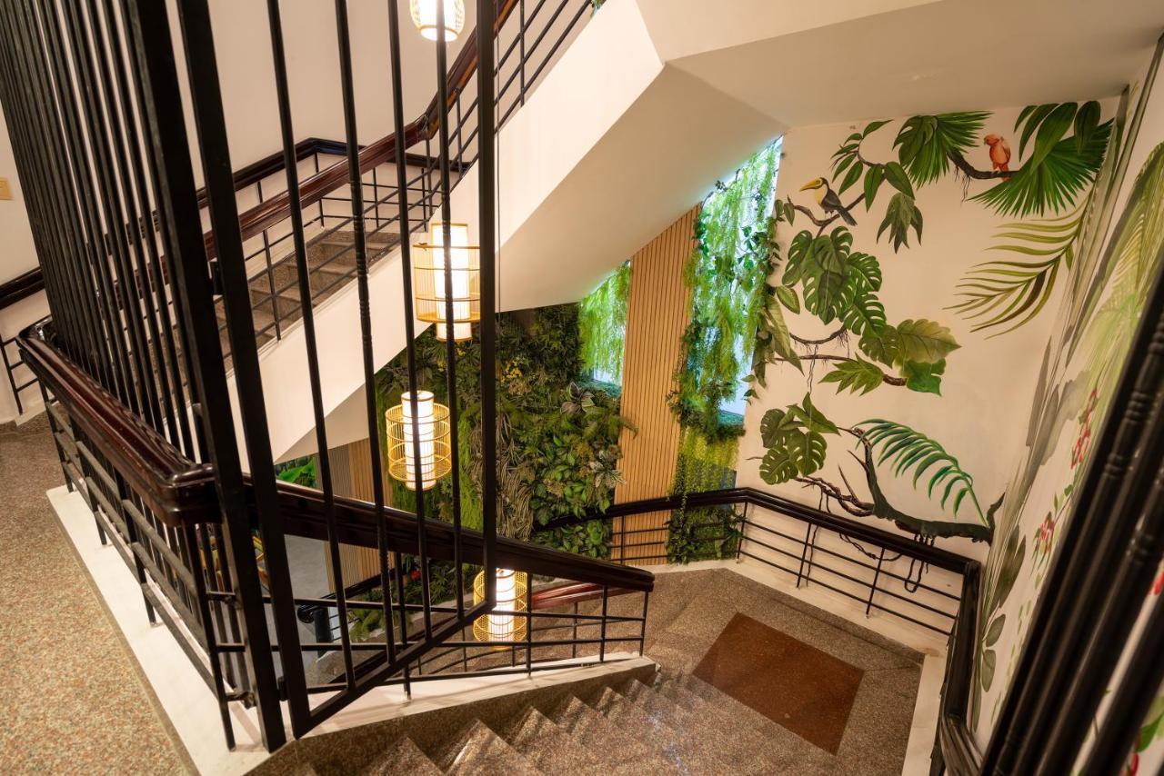 Dana Pearl 2 Hotel ダナン市 エクステリア 写真