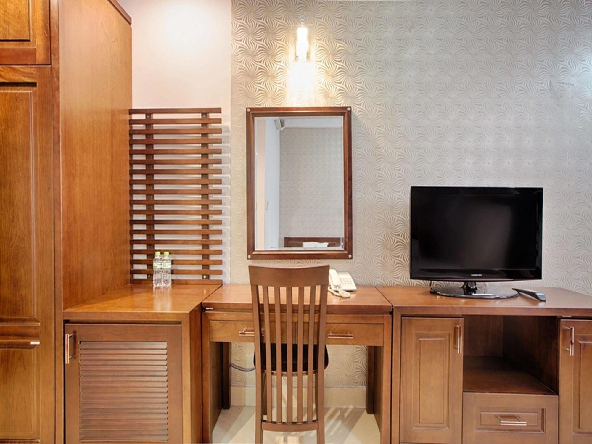 Dana Pearl 2 Hotel ダナン市 エクステリア 写真
